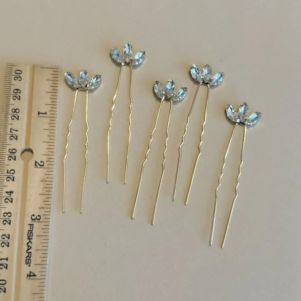 Diamond hair pin M1136